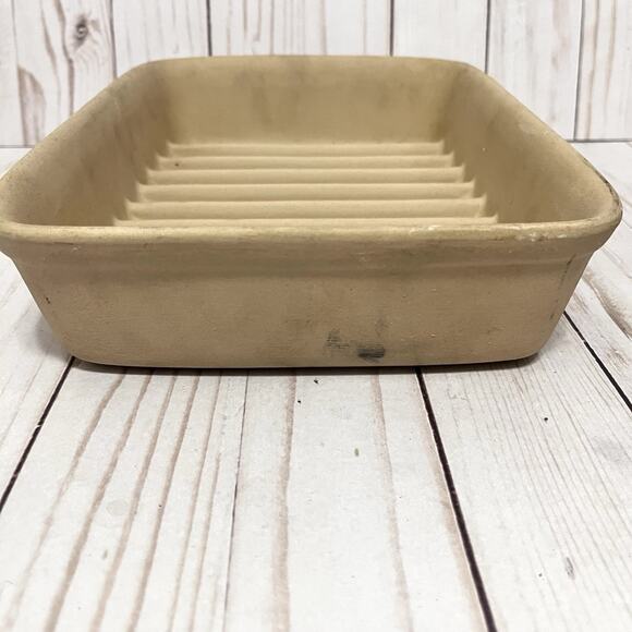 Pampered Chef Ridge Baker 9"x 6.75"x 1.75" Deep Stoneware #5112 USA Baking Dish - Picture 2 of 8